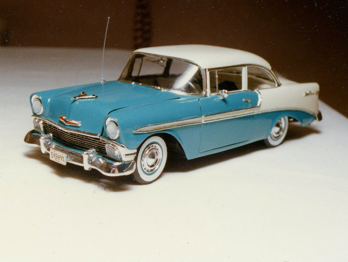 Revell_56_Chev_002_lr-vi.jpg
