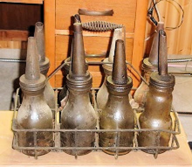 Oil bottle rack
