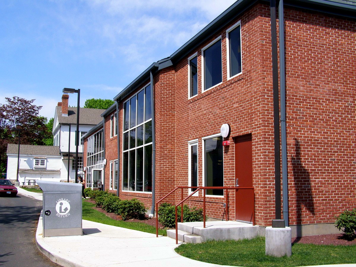 Photo GUILFORD FREE LIBRARY EXPANDED 02 GUILFORD, CT album