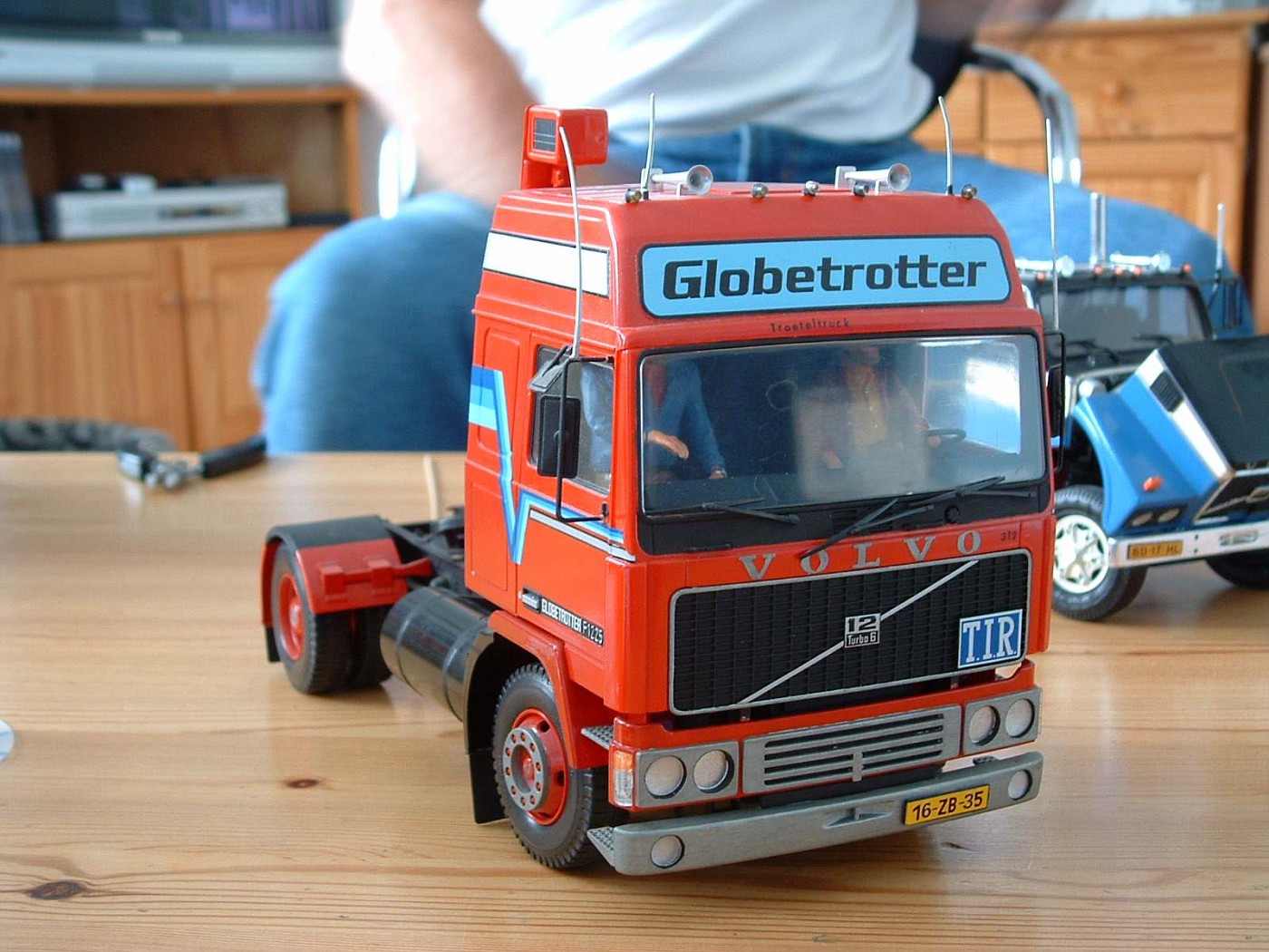 Photo: Volvo F12-01 | Volvo F12+N10 album | Dutch Model Photo: Volvo F12-01 | Volvo F12+N10 album | Dutch Model