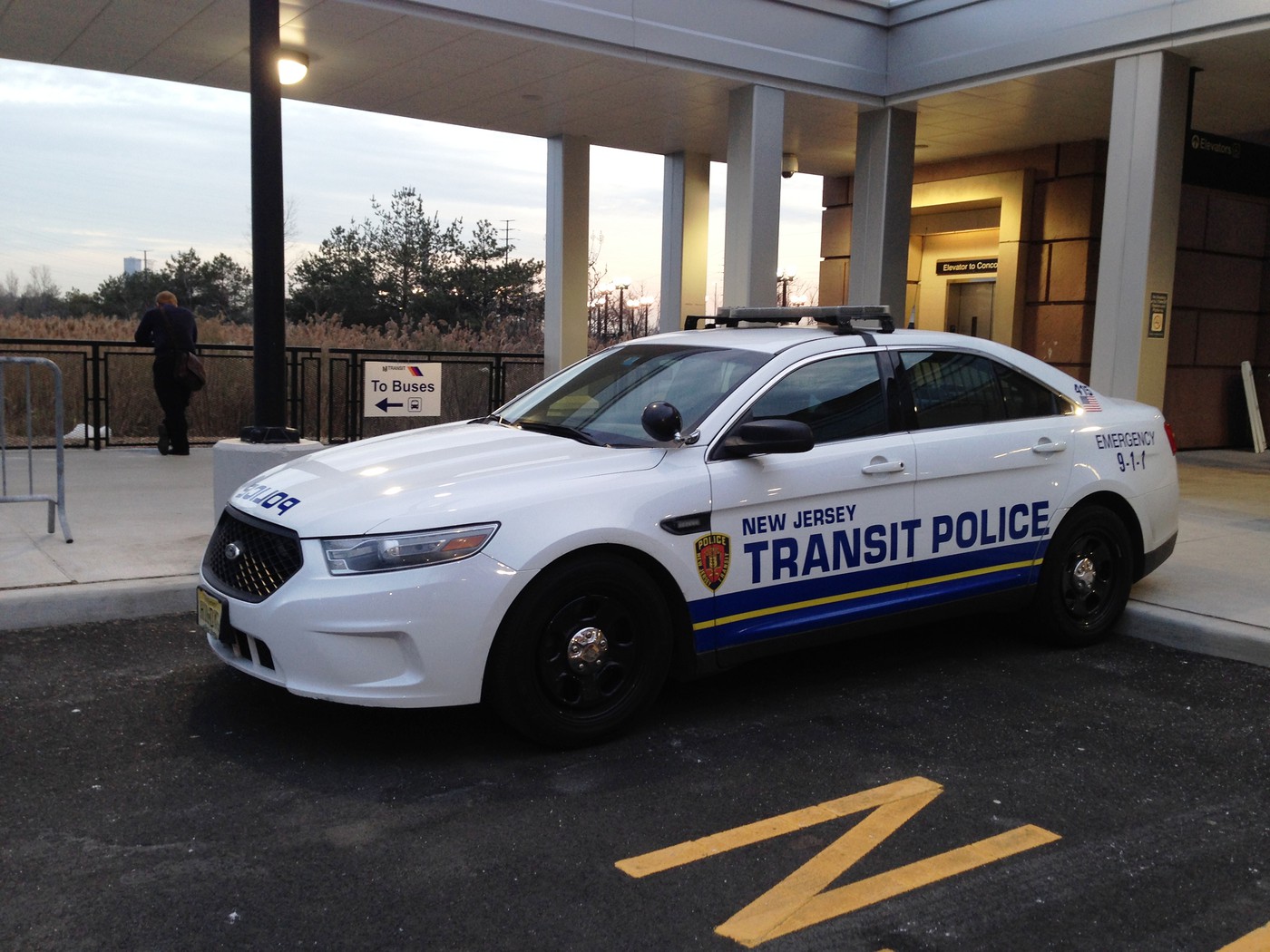 photo-nj-new-jersey-transit-police-ari-maas-album-copcar-dot-com