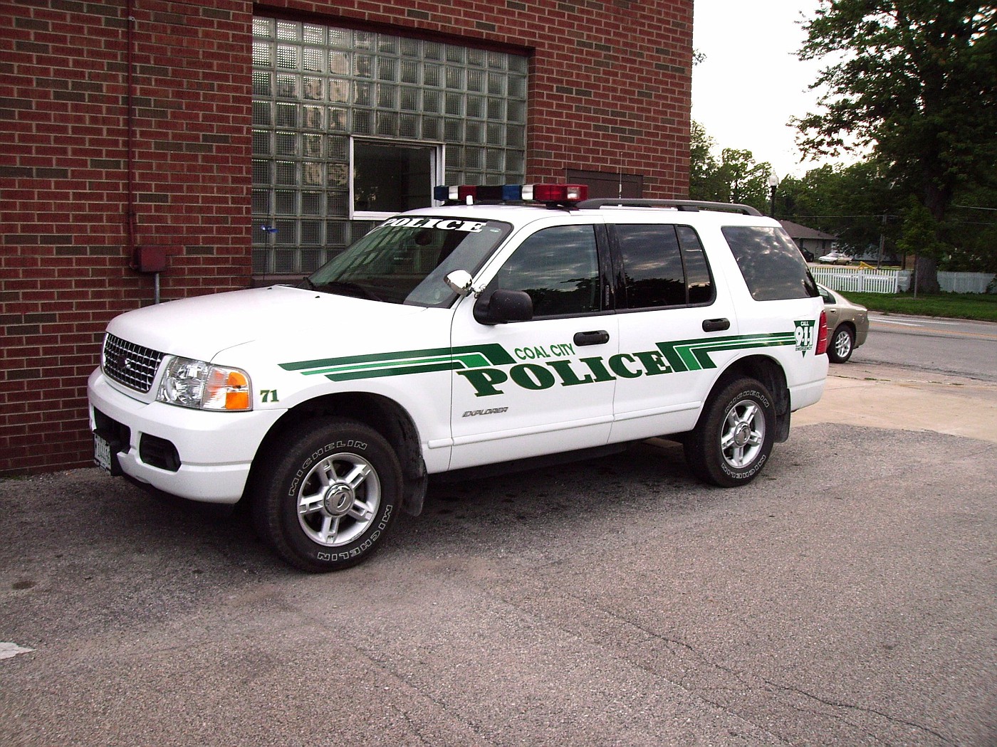 copcar dot com The home of the American Police Car Photo Archives