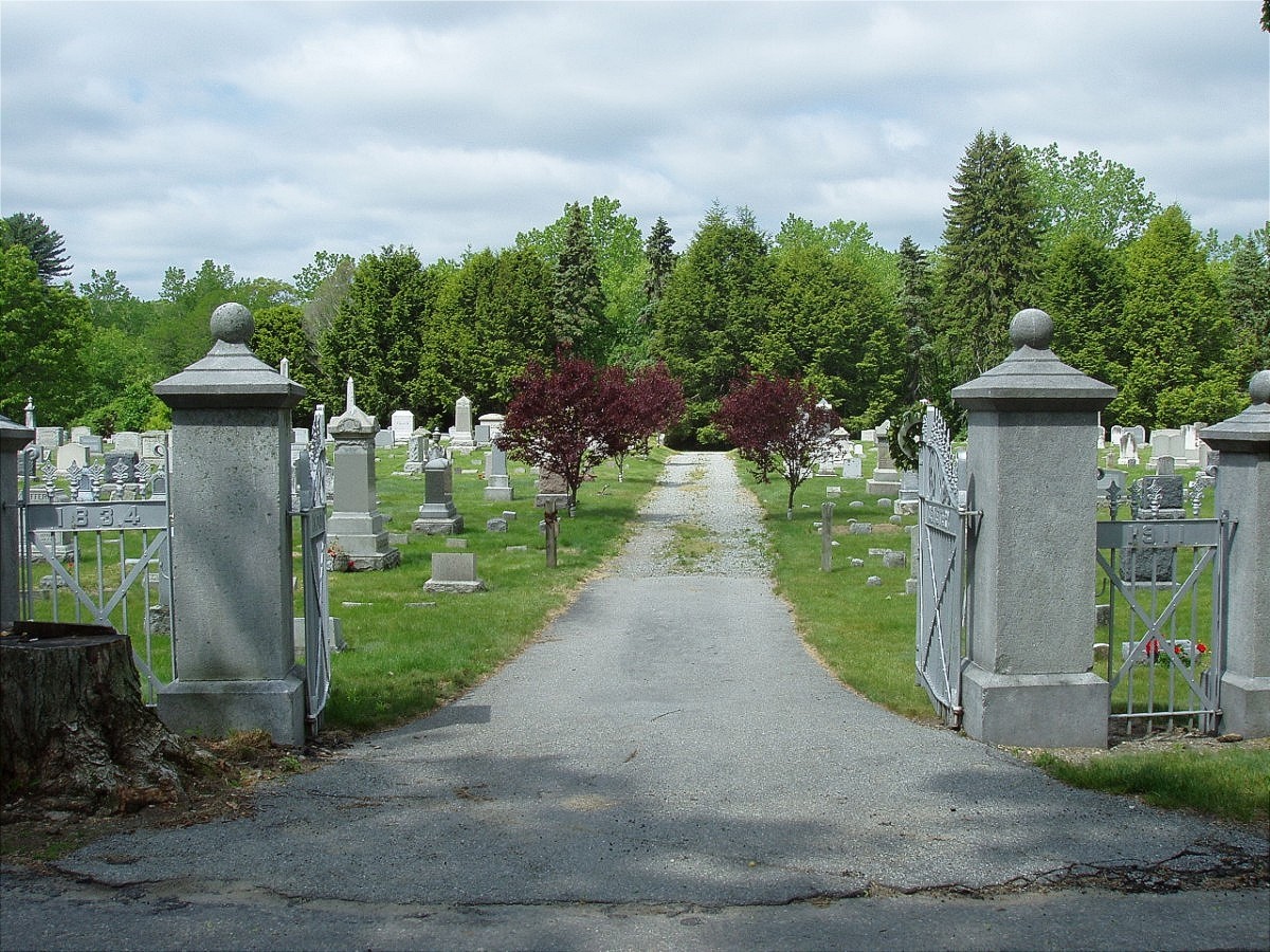 Photo JEWETT CITY JEWETT CITY CEMETERY 18341911.jpg GRISWOLD