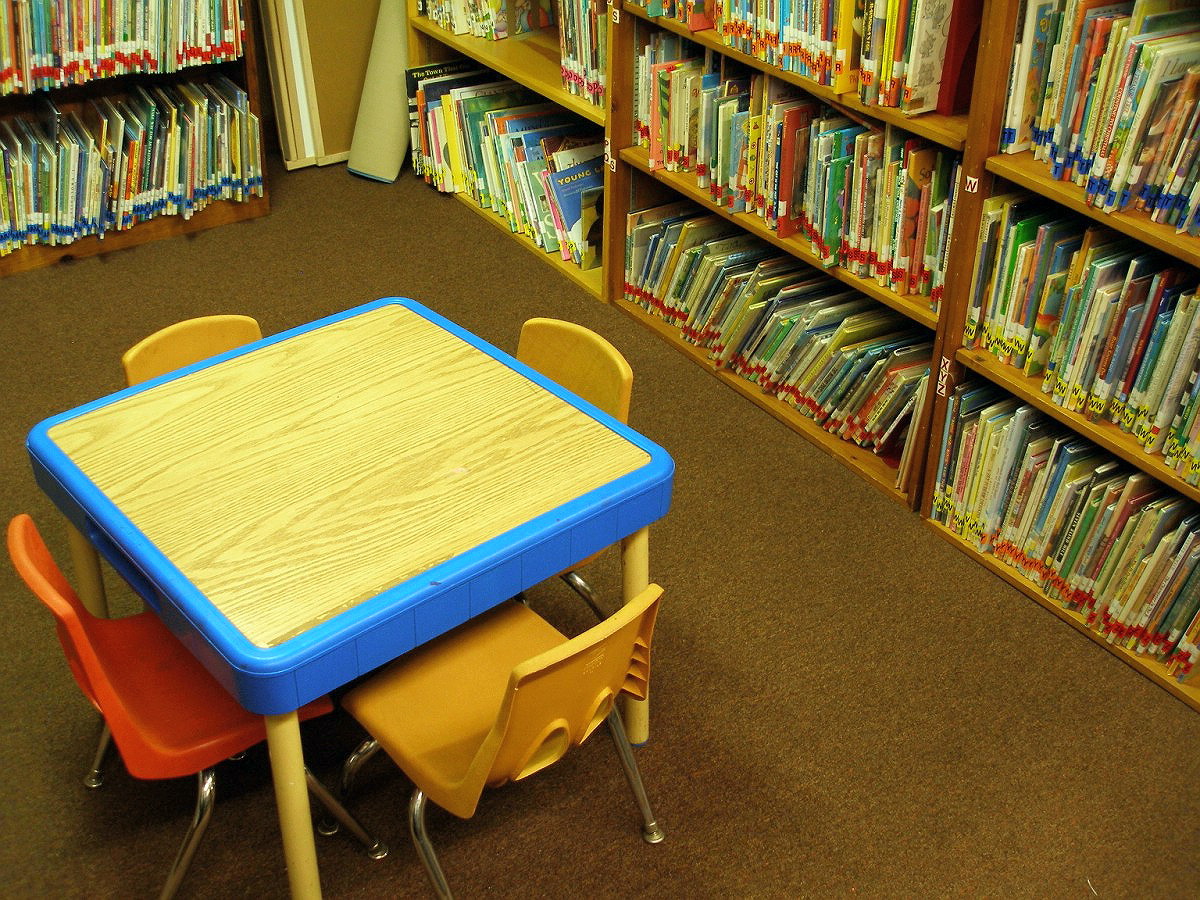 Photo MOOSUP ALDRICH FREE PUBLIC LIBRARY 12.jpg PLAINFIELD