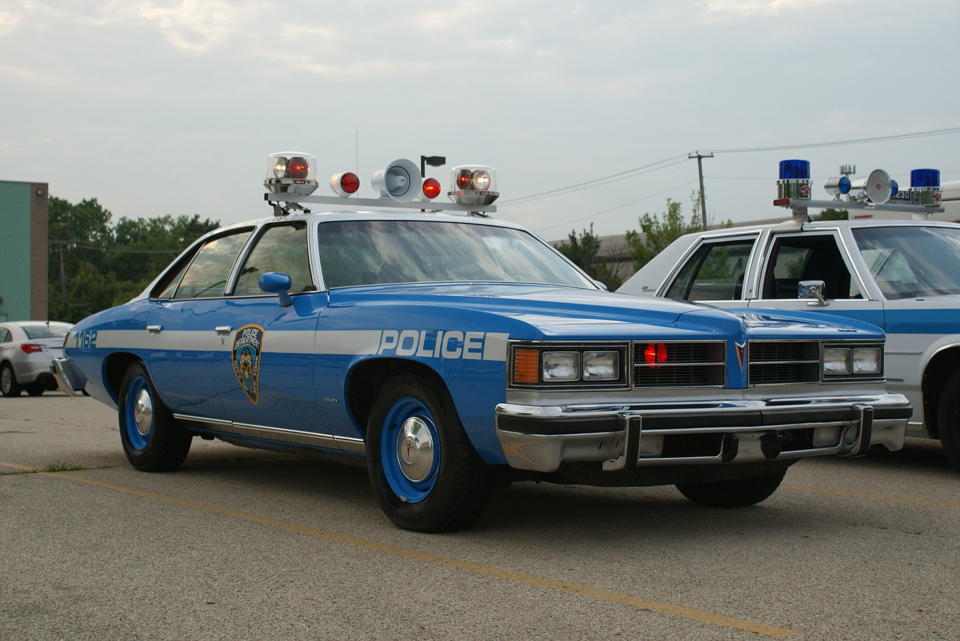 Photo: 1977 Pontiac LeMans- NYPD | Chicagoland 2011 album | copcar dot ...