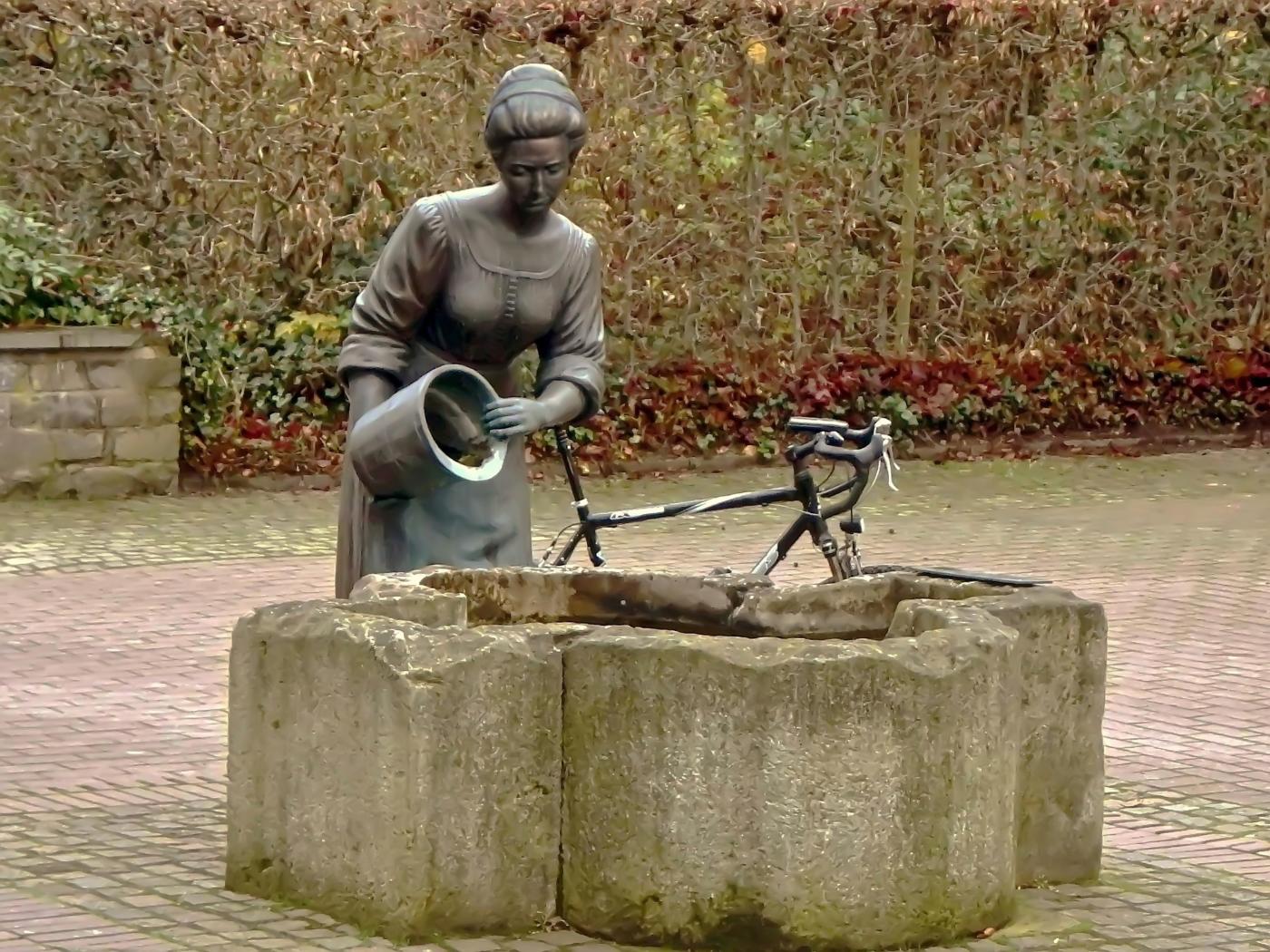 Bad Meinberger Brunnenfrau