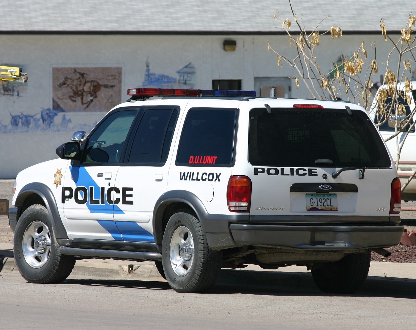copcar dot com The home of the American Police Car Photo Archives