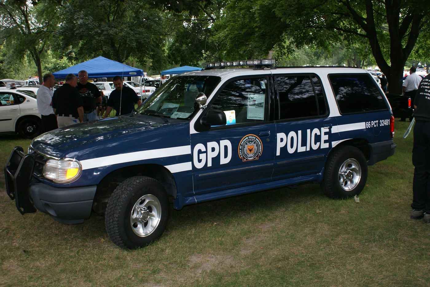 copcar-dot-com-the-home-of-the-american-police-car-photo-archives