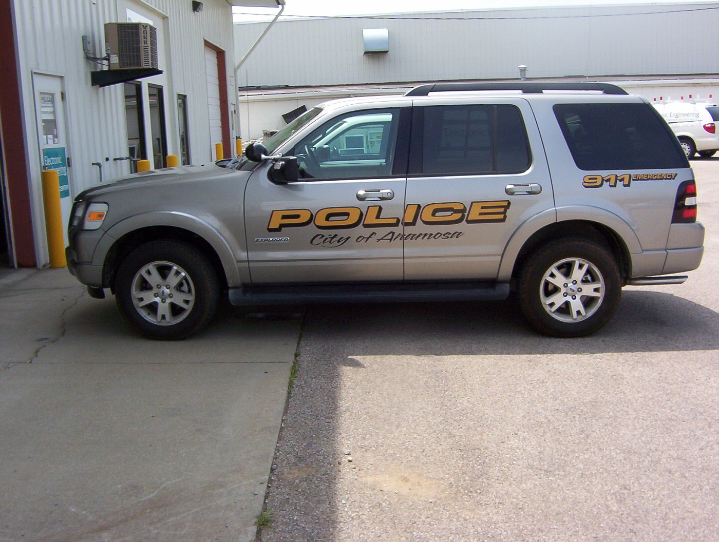 copcar dot com The home of the American Police Car Photo Archives