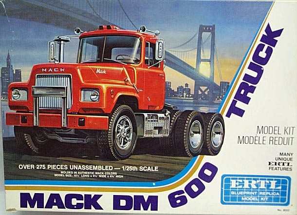 ERTL 1/25 マック　DM 600 ERTL 1/25 マック DM 600