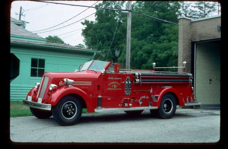 Photo Cambridge ONT Canada 1951 Bickle Seagrave pumper Canadian Fire