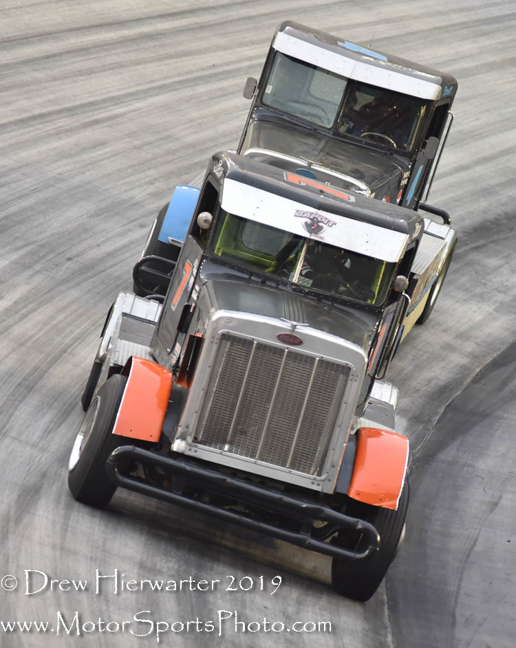 Photo: BanditRaceDay-3153 | Bandit Big Rigs Album | Drew Hierwarter ...