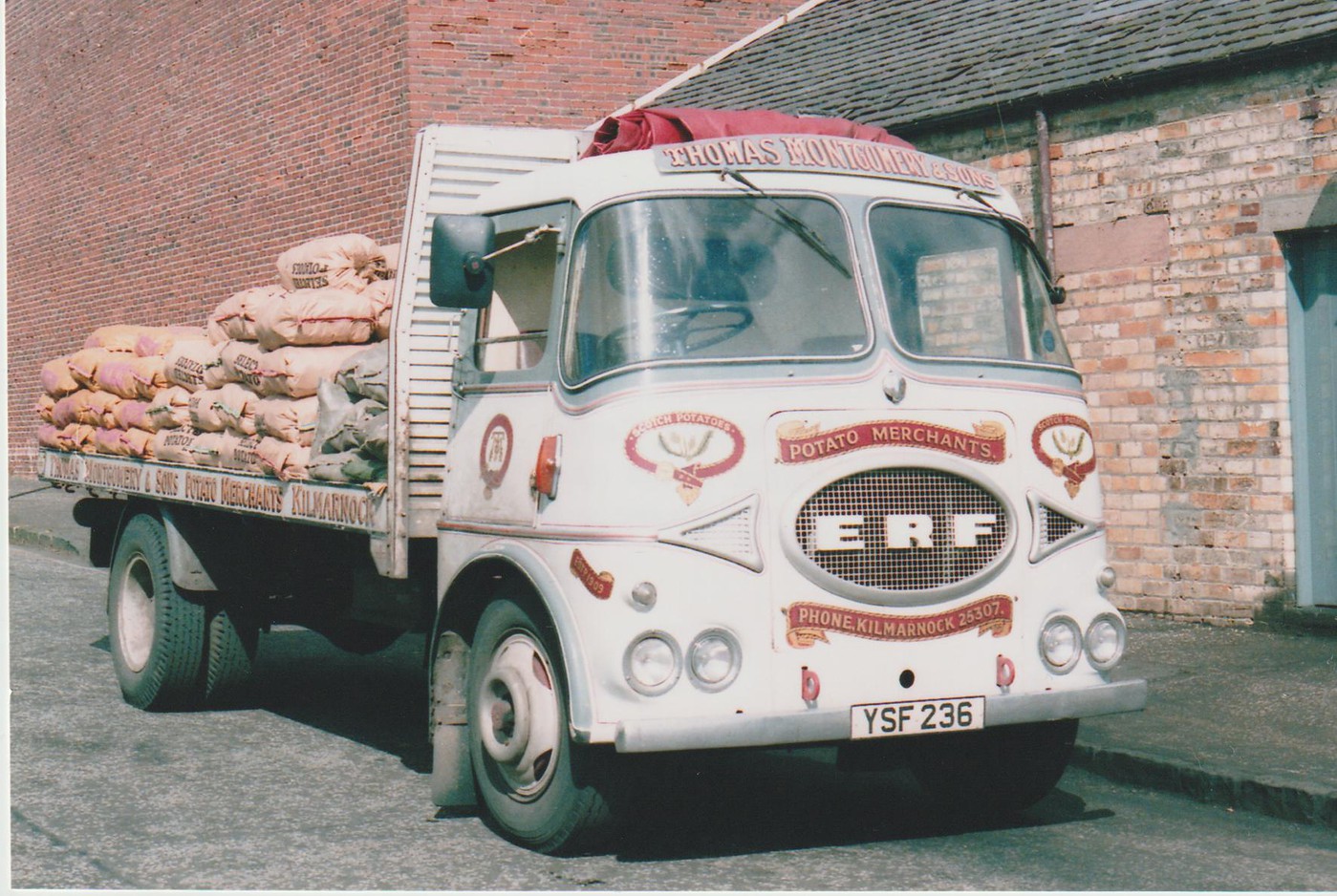 Montgomery, potato merchants, Kilmarnock album Boballoa