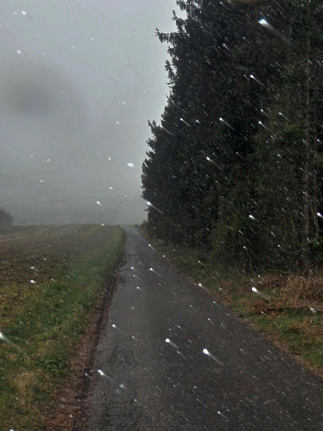 Aprilwetter vom Feinsten: Hagel