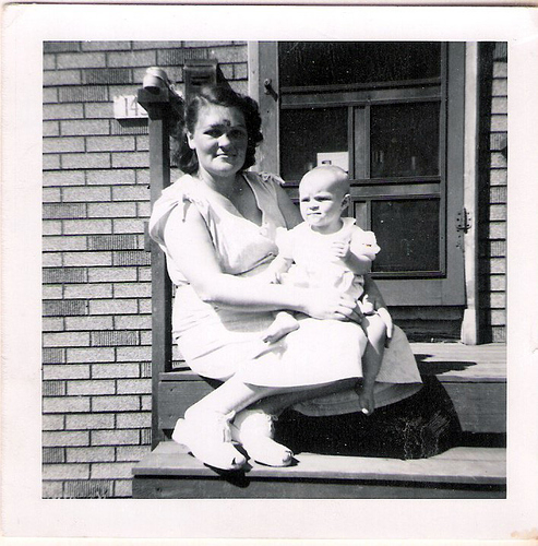 25-Aree and Mom, old apt house in The Village in Ypsilanti MI
