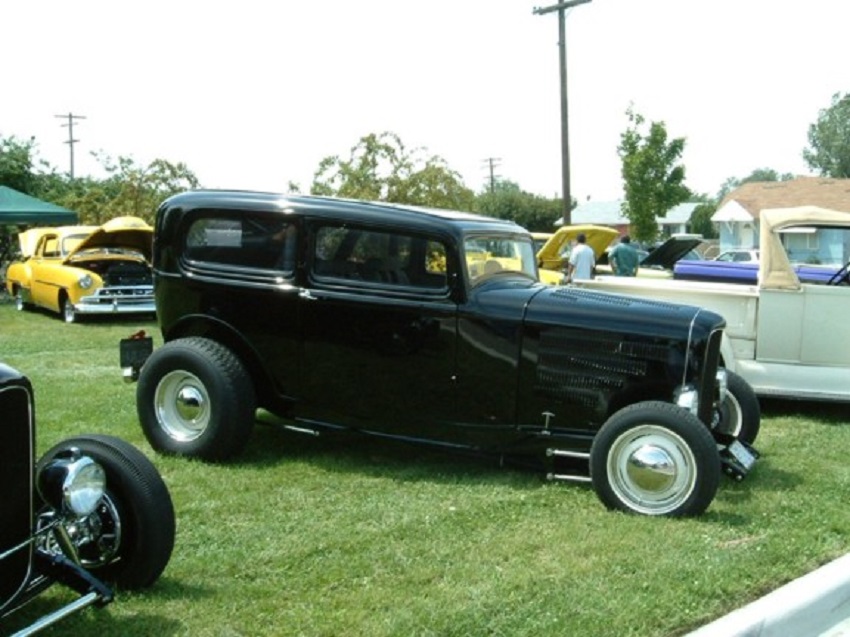 Photo: Dale Hammons OWNS IT NOW Eastwood,Barakat Sedan (1) | EASTWOOD ...