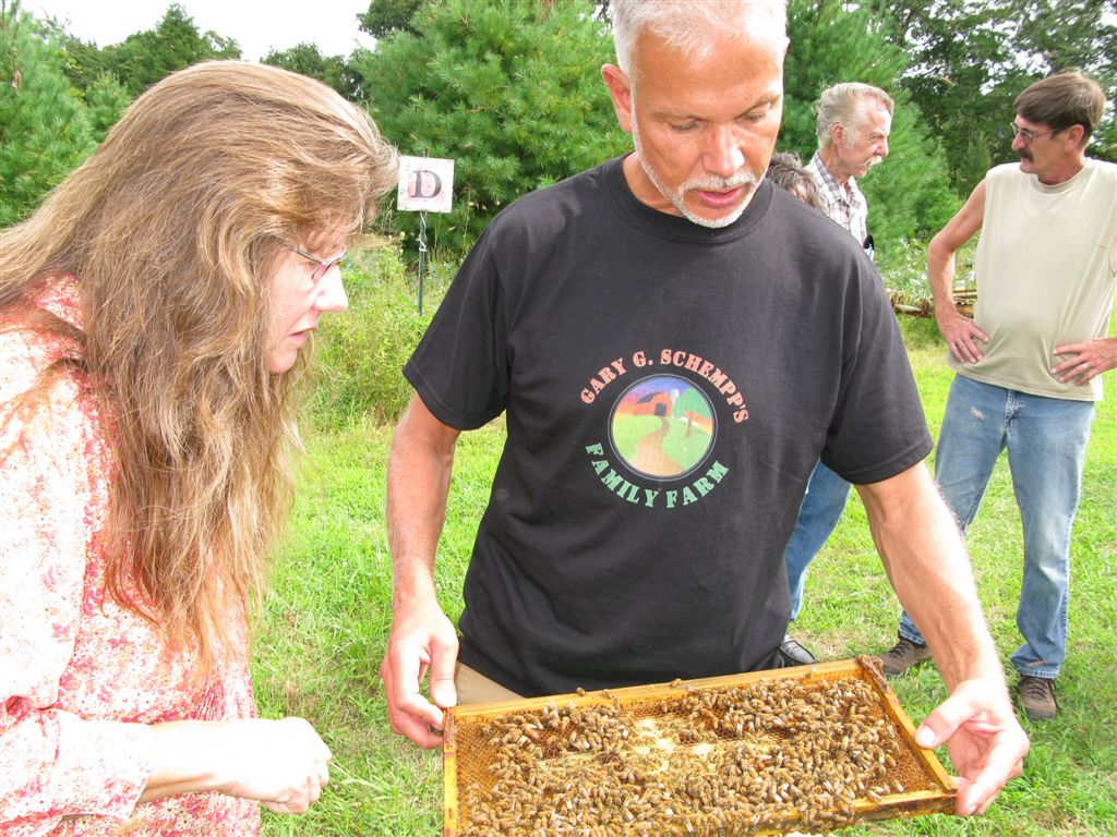 Aug 22-09 - Saturday 2 PM   Jersey Cape Beekeeper Association Meeting at Bill Eisele's House  (1)