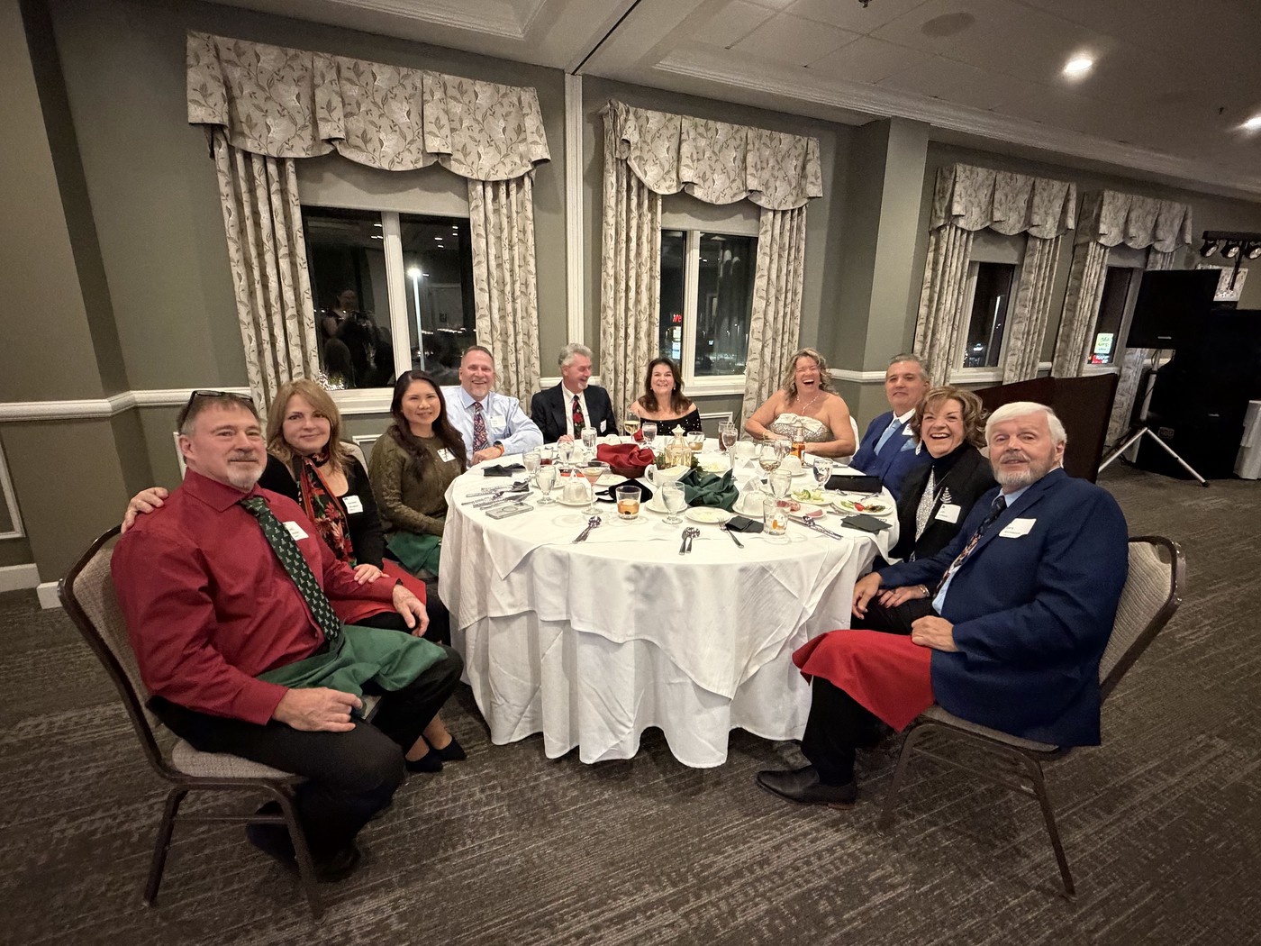 Photo: IMG 0652 | 2025 12-06 Holiday Party album | AAVetteClub | Fotki ...