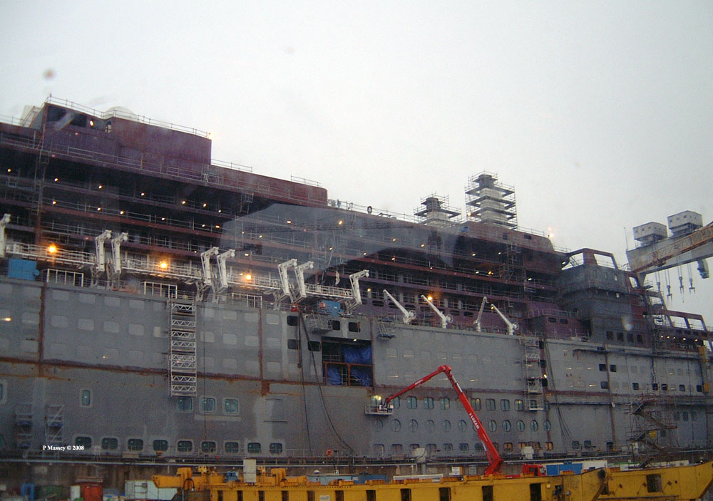 Photo Queen Mary 2 Under Construction Queen Mary 2 Construction