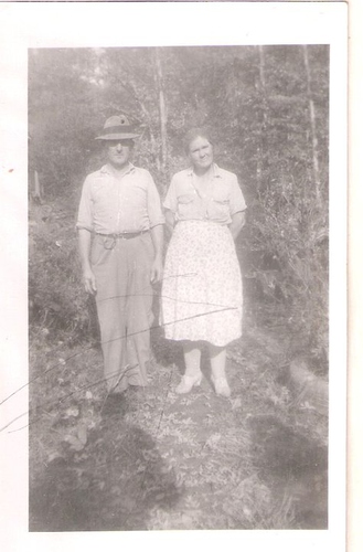 203-Great-Grandparents Shelby & Della YANCEY Laxton