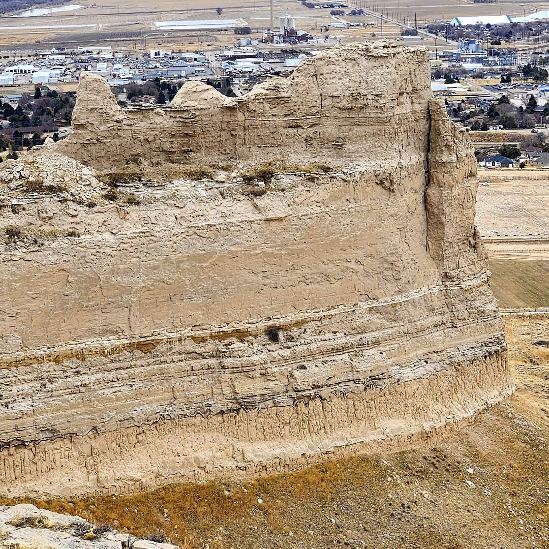 Photo: Layers of Sandstone, Siltstone, Volcanic Ash and Limestone ...