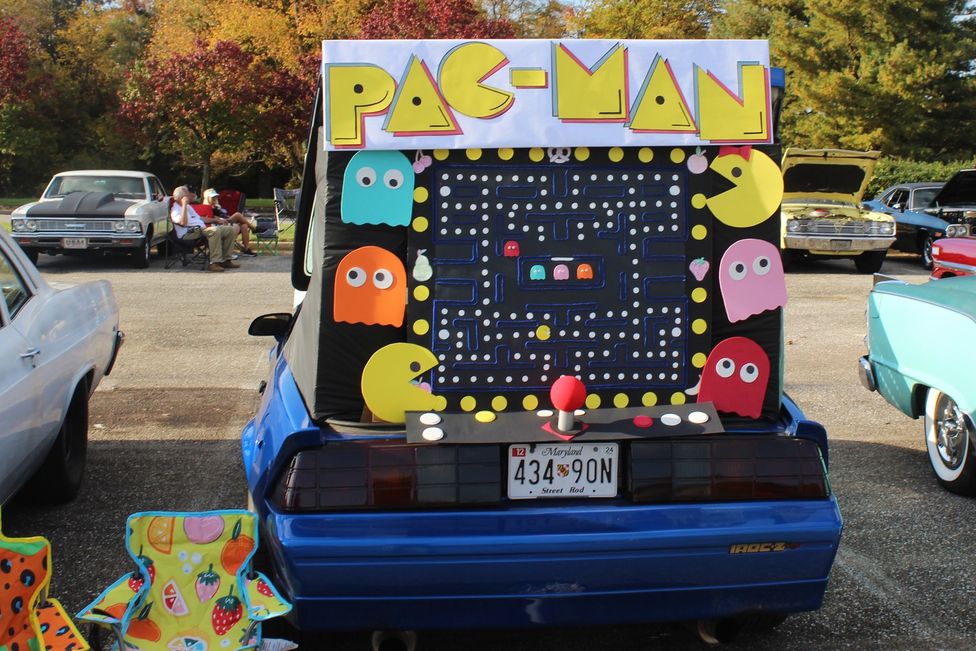 Photo IMG 0011 Lost In The Fifties Trunk Or Treat album Lyle